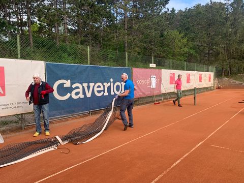 Foto 5 von 8: Die Tennissaison 2024 ist eröffnet! (vergrößern)