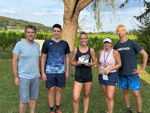 Foto 25 von 48: 8. Bad Vöslauer Thermencup powered by ANOVONA: Eine erfolgreiche Woche mit vielen spannenden Spielen. (vergrößern)
