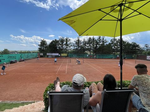 Foto 60 von 208: 9. Bad Vöslauer Thermencup powered by Kosaplaner: Eine tolle Tenniswoche mit vielen spannenden Spielen (vergrößern)