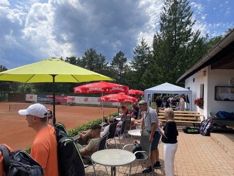 Foto 62 von 208: 9. Bad Vöslauer Thermencup powered by Kosaplaner: Eine tolle Tenniswoche mit vielen spannenden Spielen (vergrößern)