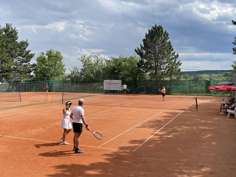 Foto 75 von 208: 9. Bad Vöslauer Thermencup powered by Kosaplaner: Eine tolle Tenniswoche mit vielen spannenden Spielen (vergrößern)