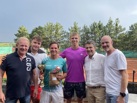 Foto 110 von 208: 9. Bad Vöslauer Thermencup powered by Kosaplaner: Eine tolle Tenniswoche mit vielen spannenden Spielen (vergrößern)