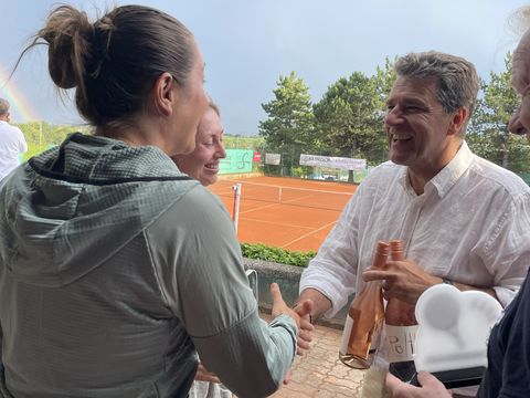 Foto 123 von 208: 9. Bad Vöslauer Thermencup powered by Kosaplaner: Eine tolle Tenniswoche mit vielen spannenden Spielen (vergrößern)