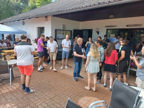 Foto 132 von 208: 9. Bad Vöslauer Thermencup powered by Kosaplaner: Eine tolle Tenniswoche mit vielen spannenden Spielen (vergrößern)