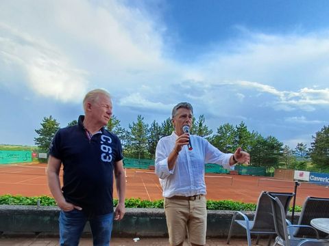 Foto 153 von 208: 9. Bad Vöslauer Thermencup powered by Kosaplaner: Eine tolle Tenniswoche mit vielen spannenden Spielen (vergrößern)