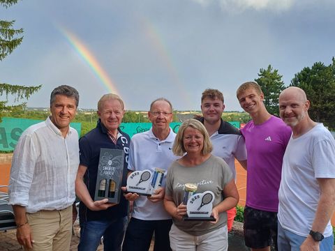 Foto 155 von 208: 9. Bad Vöslauer Thermencup powered by Kosaplaner: Eine tolle Tenniswoche mit vielen spannenden Spielen (vergrößern)