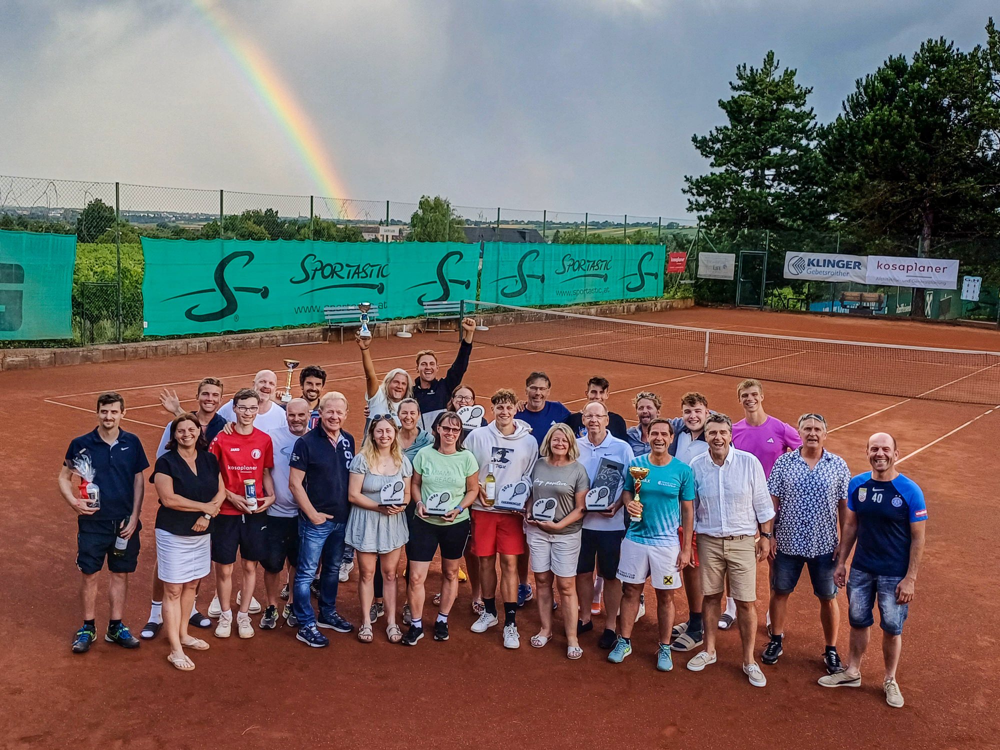 Titelbild zum Beitrag: 9. Bad Vöslauer Thermencup powered by Kosaplaner: Eine tolle Tenniswoche mit vielen spannenden Spielen