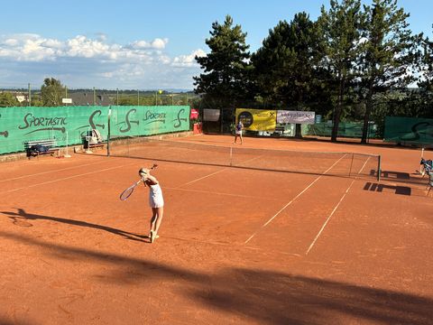 Foto 4 von 313: 10. Bad Vöslauer Thermencup 2026: Eine Woche voller Tennis auf höchstem Niveau (vergrößern)