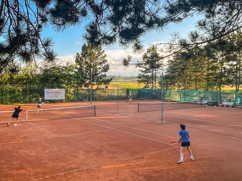 Foto 41 von 313: 10. Bad Vöslauer Thermencup 2026: Eine Woche voller Tennis auf höchstem Niveau (vergrößern)