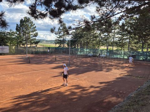 Foto 106 von 313: 10. Bad Vöslauer Thermencup 2026: Eine Woche voller Tennis auf höchstem Niveau (vergrößern)