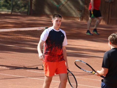 Foto 5 von 114: Gelungenes Saisonabschlussturnier – eine erfolgreiche Tennissaison 2026 geht zu Ende. (vergrößern)