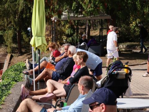 Foto 9 von 114: Gelungenes Saisonabschlussturnier – eine erfolgreiche Tennissaison 2026 geht zu Ende. (vergrößern)
