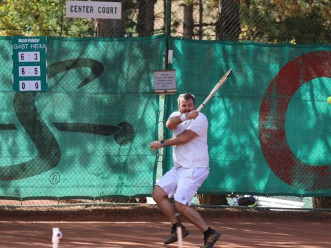Foto 15 von 114: Gelungenes Saisonabschlussturnier – eine erfolgreiche Tennissaison 2026 geht zu Ende. (vergrößern)