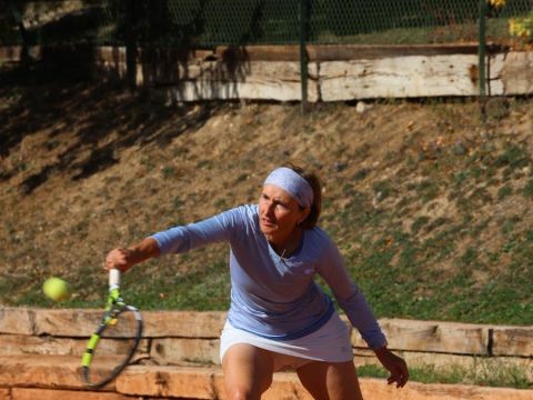 Foto 88 von 114: Gelungenes Saisonabschlussturnier – eine erfolgreiche Tennissaison 2026 geht zu Ende. (vergrößern)
